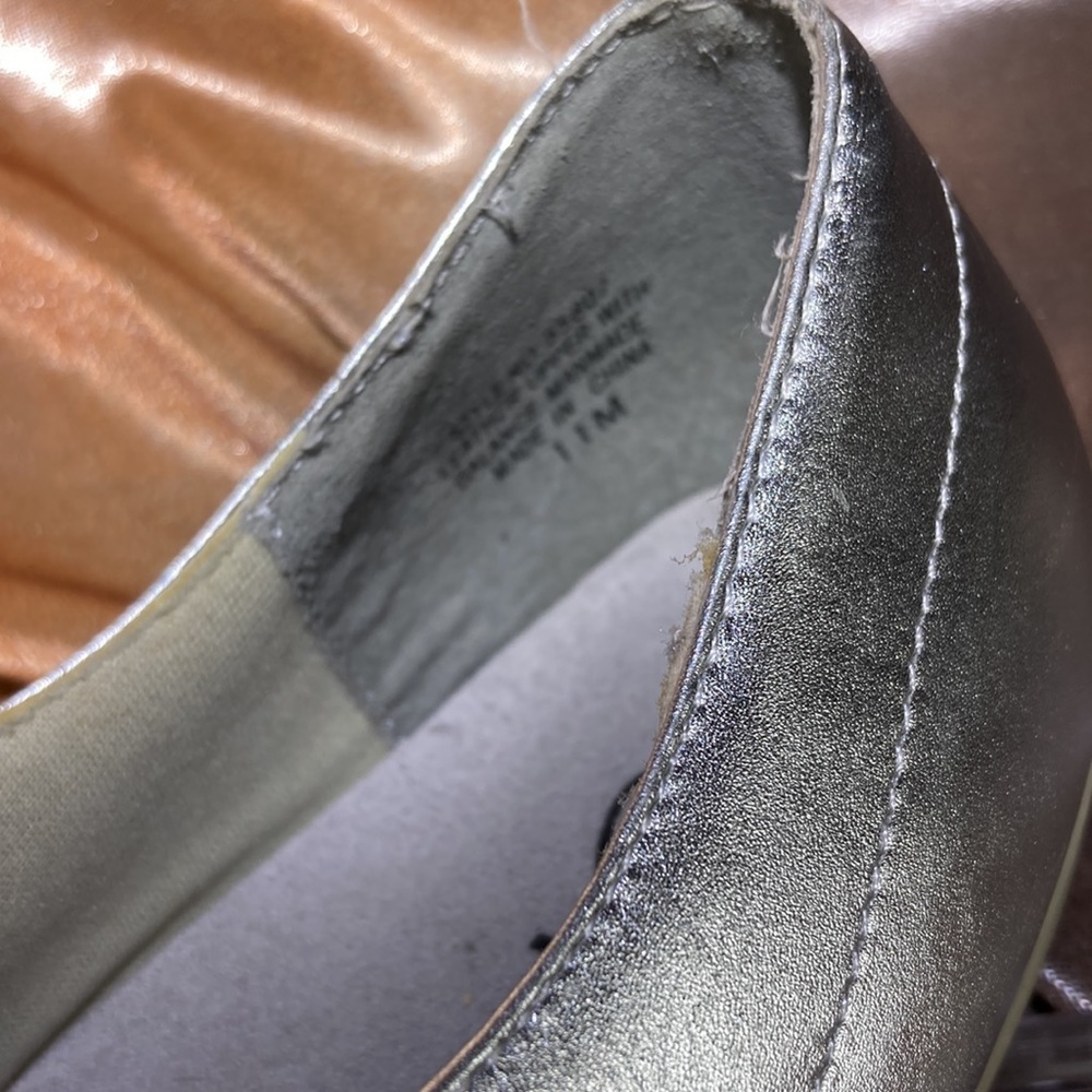 VINTAGE 90’s bowling style silver lace up flats size 11 box 6‎ fits like 11. - Picture 6 of 6